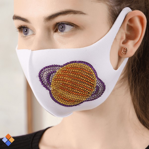 White Planet Face Mask